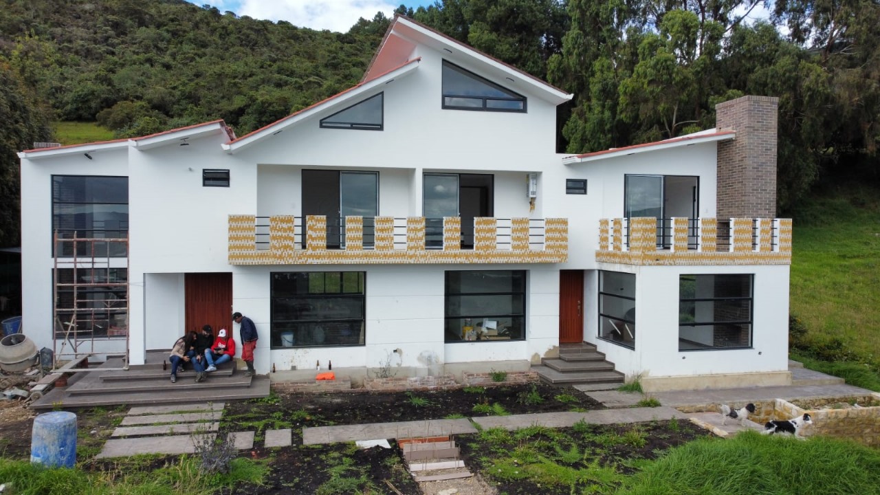 efa09db38953e1628c33d1955e9d71e999c8fb2b